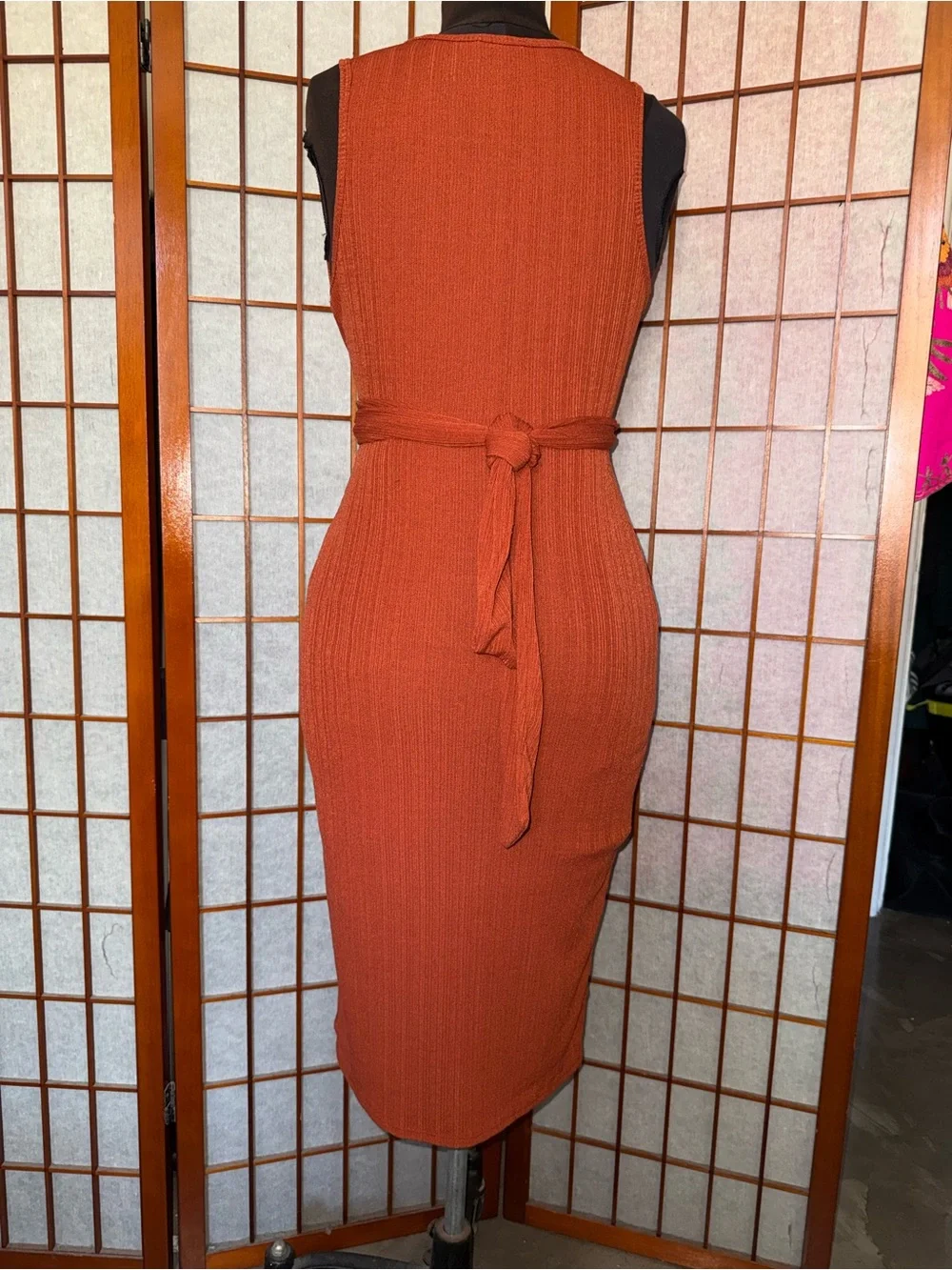 Lush - Rust Ribbed Knit Twist Waist Bodycon Midi Dress Size L - Picture 3 of 4